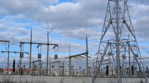 The Intelligent Evolution of Disconnect Switches: A 2025 Outlook on Sensor Integration, Motor Health Monitoring, and Remote Programmability